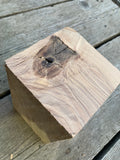 Oak Block Oak565. 3.8" x 3.8" x 6.2"